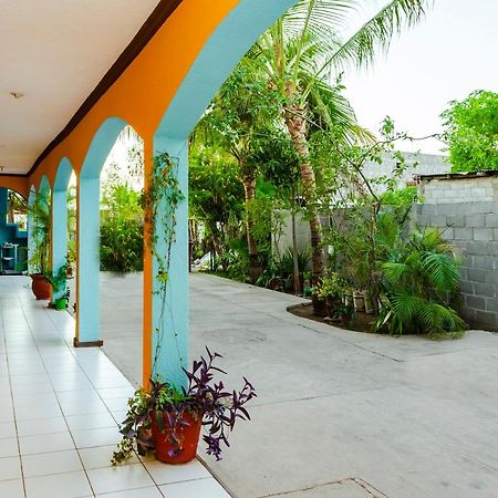 Oyo Hotel Miramar, Loreto Loreto  Exterior photo