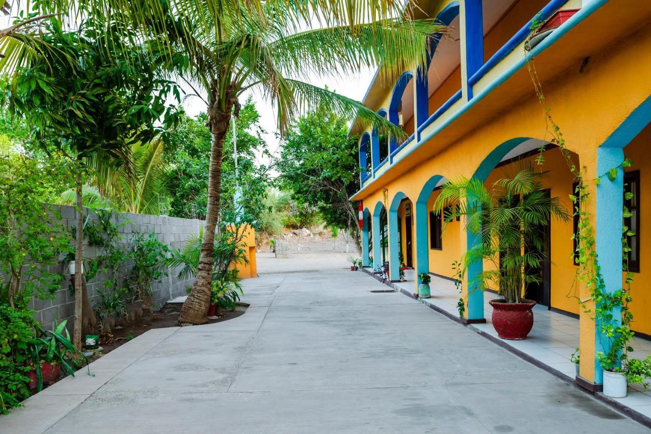 Oyo Hotel Miramar, Loreto Loreto  Exterior photo